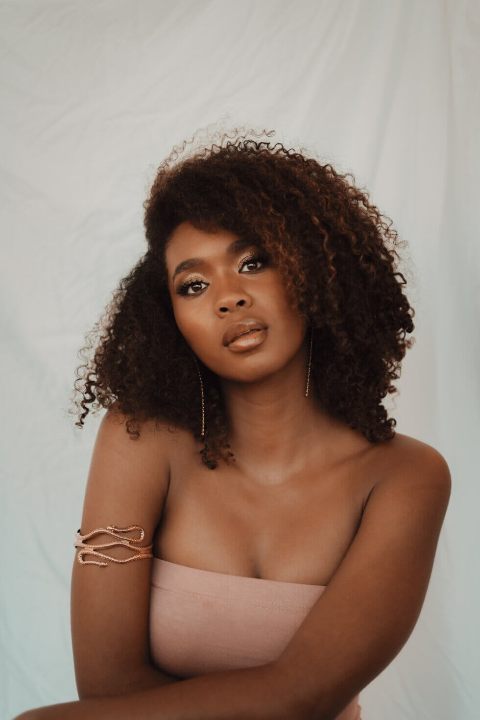  Boucles naturelles : comment réussir son Braid out ? - Ivoire&Ben