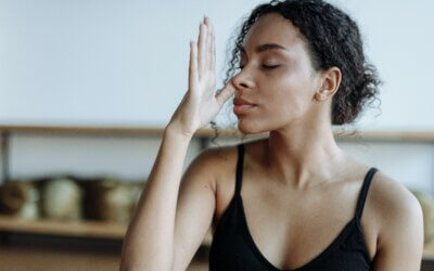 Yoga du visage : 5 exercices à tester